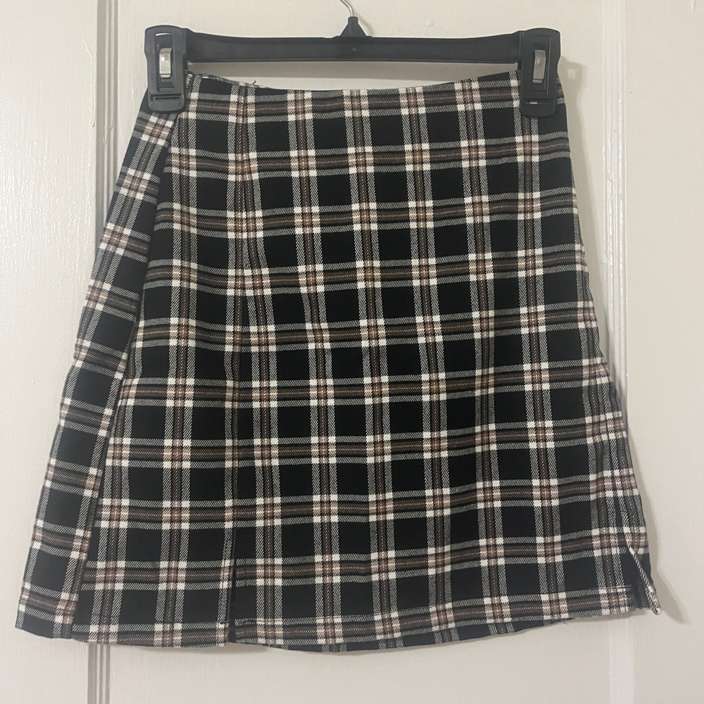 Brandy Melville Plaid Black and White Mini A-Line Skirt Schoolgirl